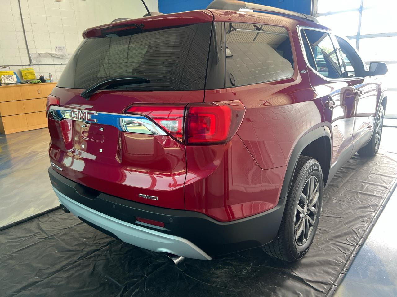 GMC Acadia AWD 4dr SLT w/SLT-1 2019