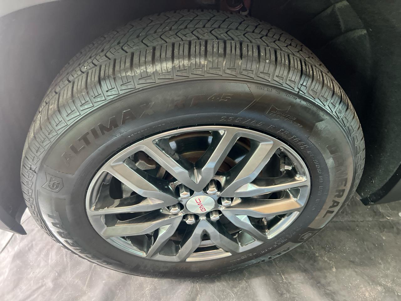 GMC Acadia AWD 4dr SLT w/SLT-1 2019