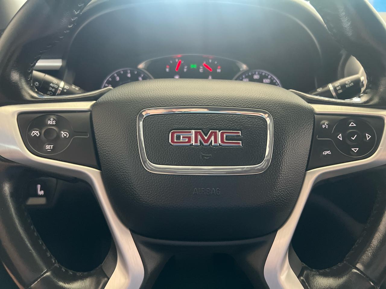 GMC Acadia AWD 4dr SLT w/SLT-1 2019