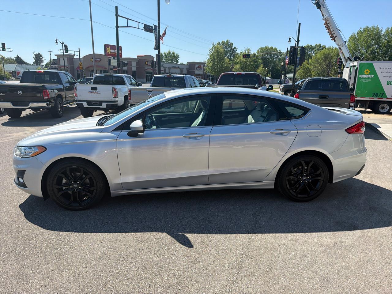 Ford Fusion SE FWD 2019