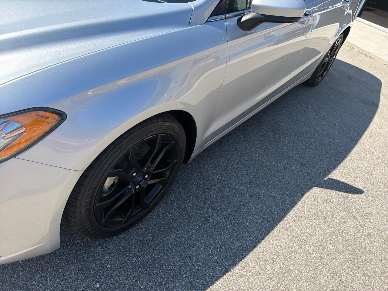 Ford Fusion SE FWD 2019