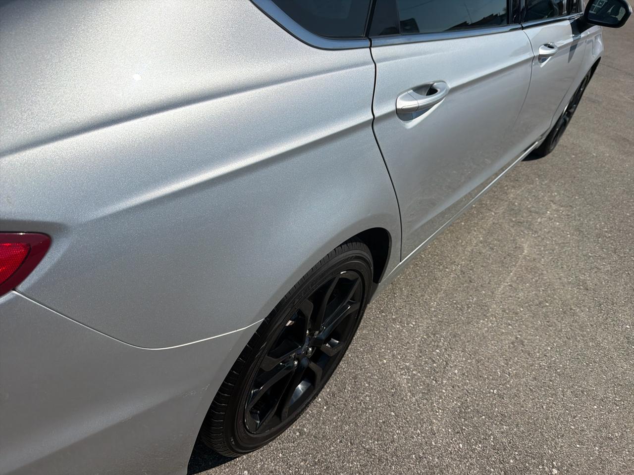 Ford Fusion SE FWD 2019