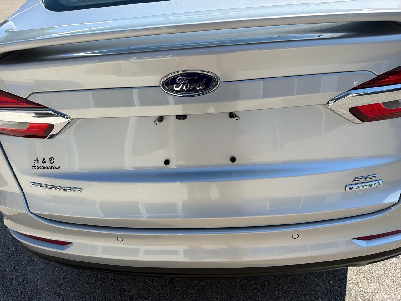 Ford Fusion SE FWD 2019