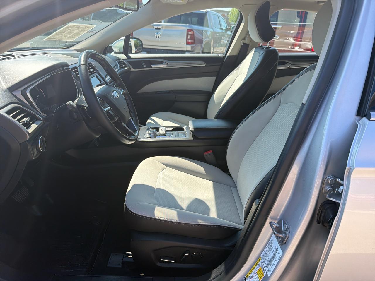 Ford Fusion SE FWD 2019