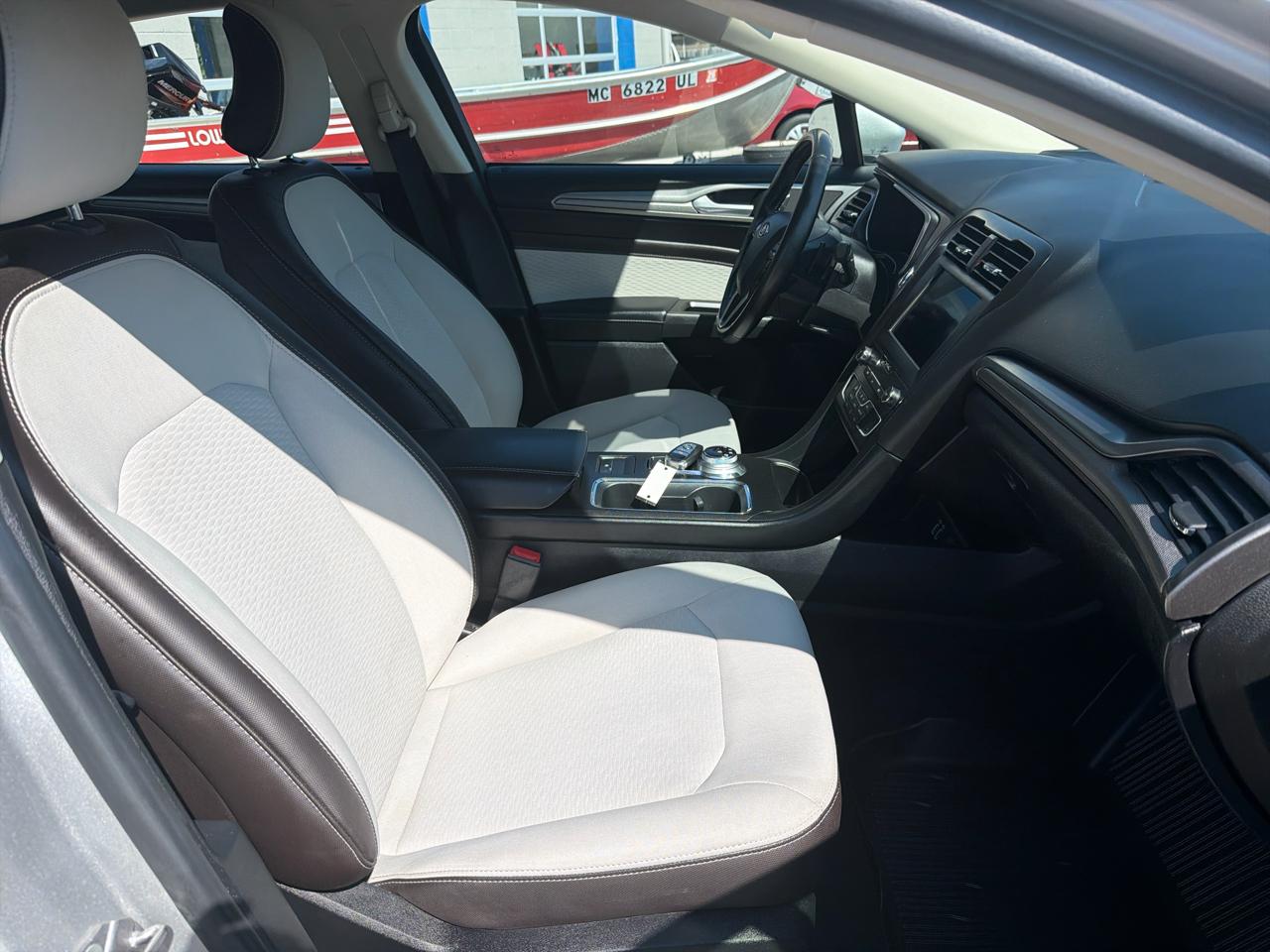 Ford Fusion SE FWD 2019
