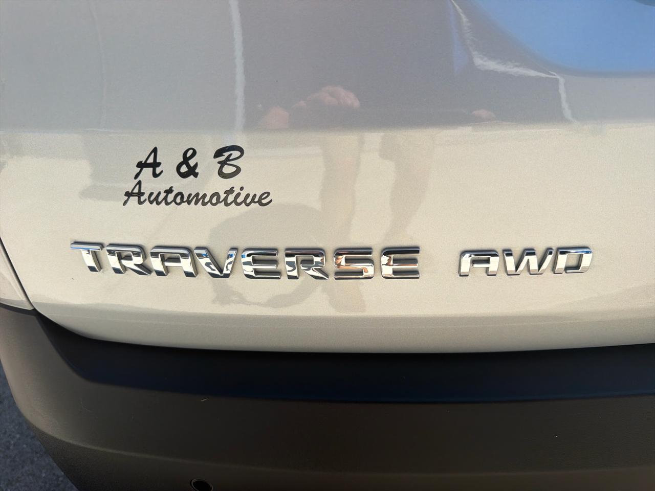 Chevrolet Traverse AWD 4dr LT Cloth w/1LT 2022
