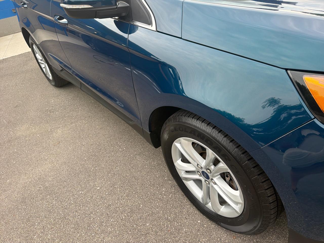 Ford Edge 4dr SEL AWD 2020