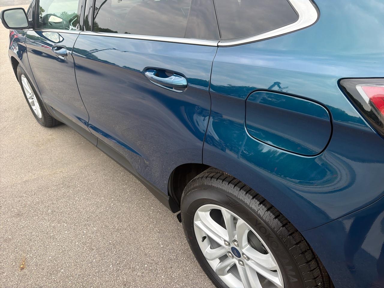 Ford Edge 4dr SEL AWD 2020