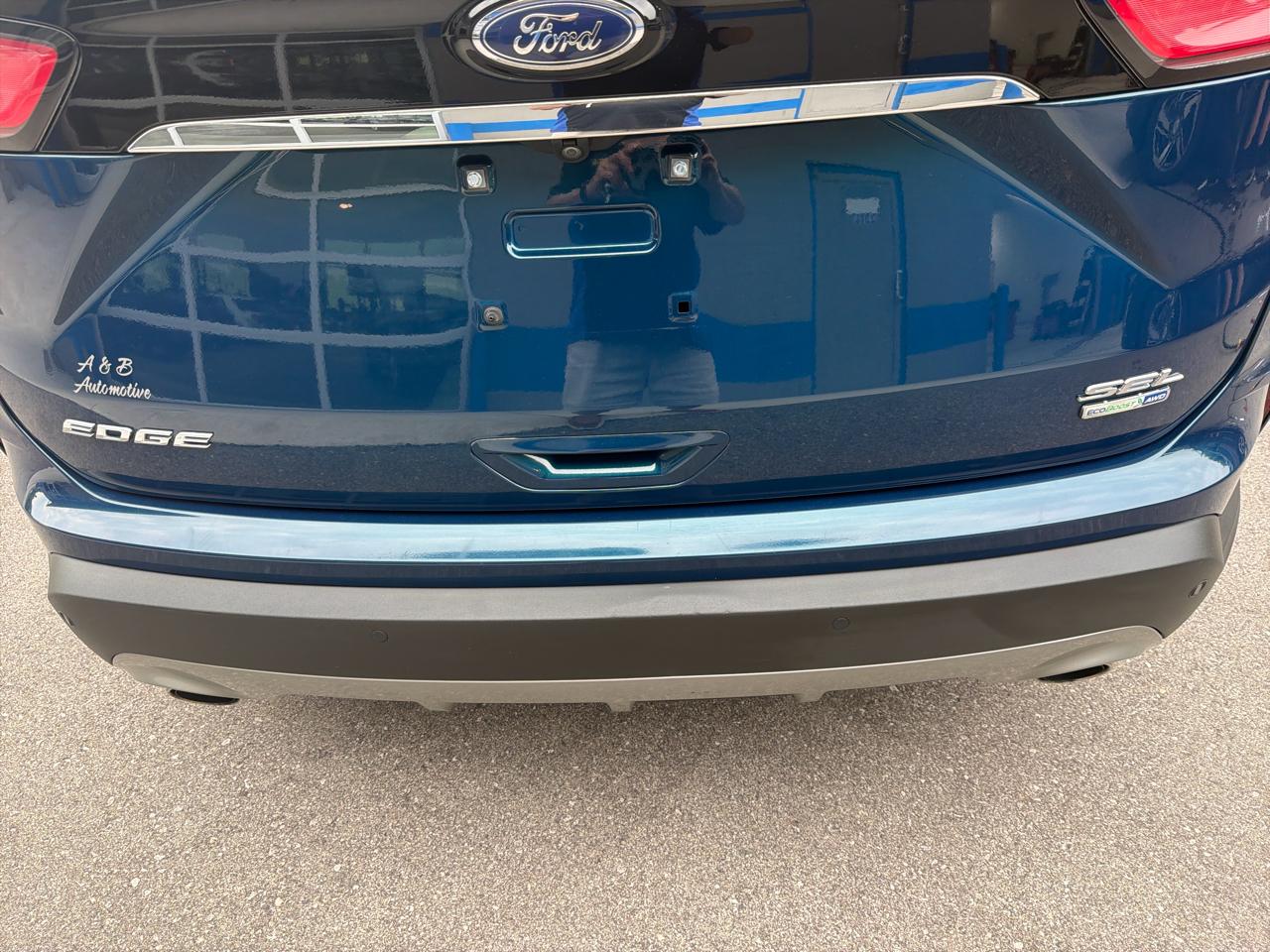 Ford Edge 4dr SEL AWD 2020