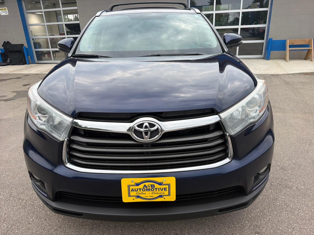 Toyota Highlander AWD 4dr V6 Limited (Natl) 2015
