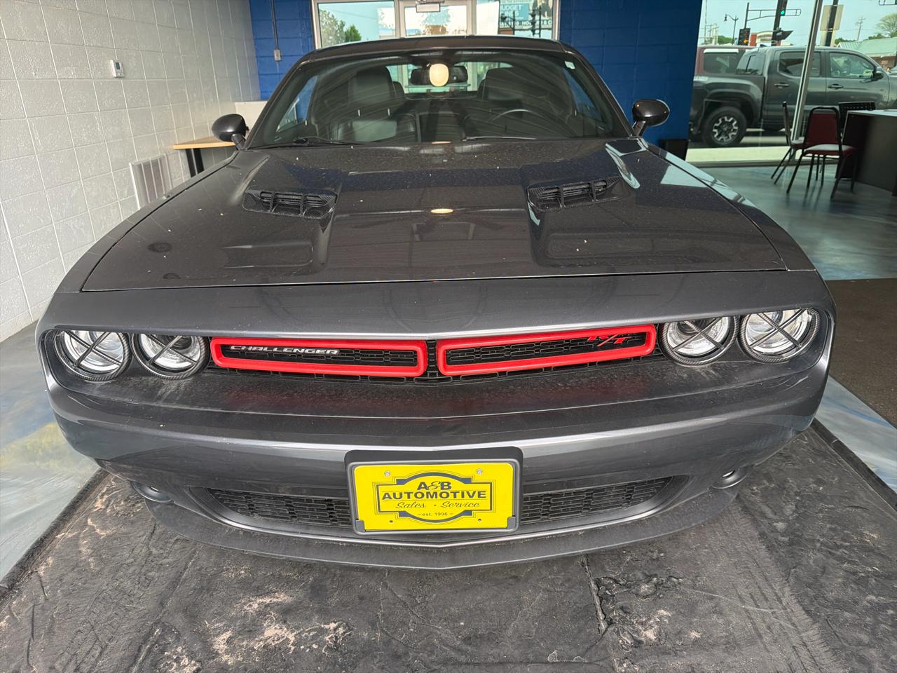 Dodge Challenger 2dr Cpe R/T Plus 2015