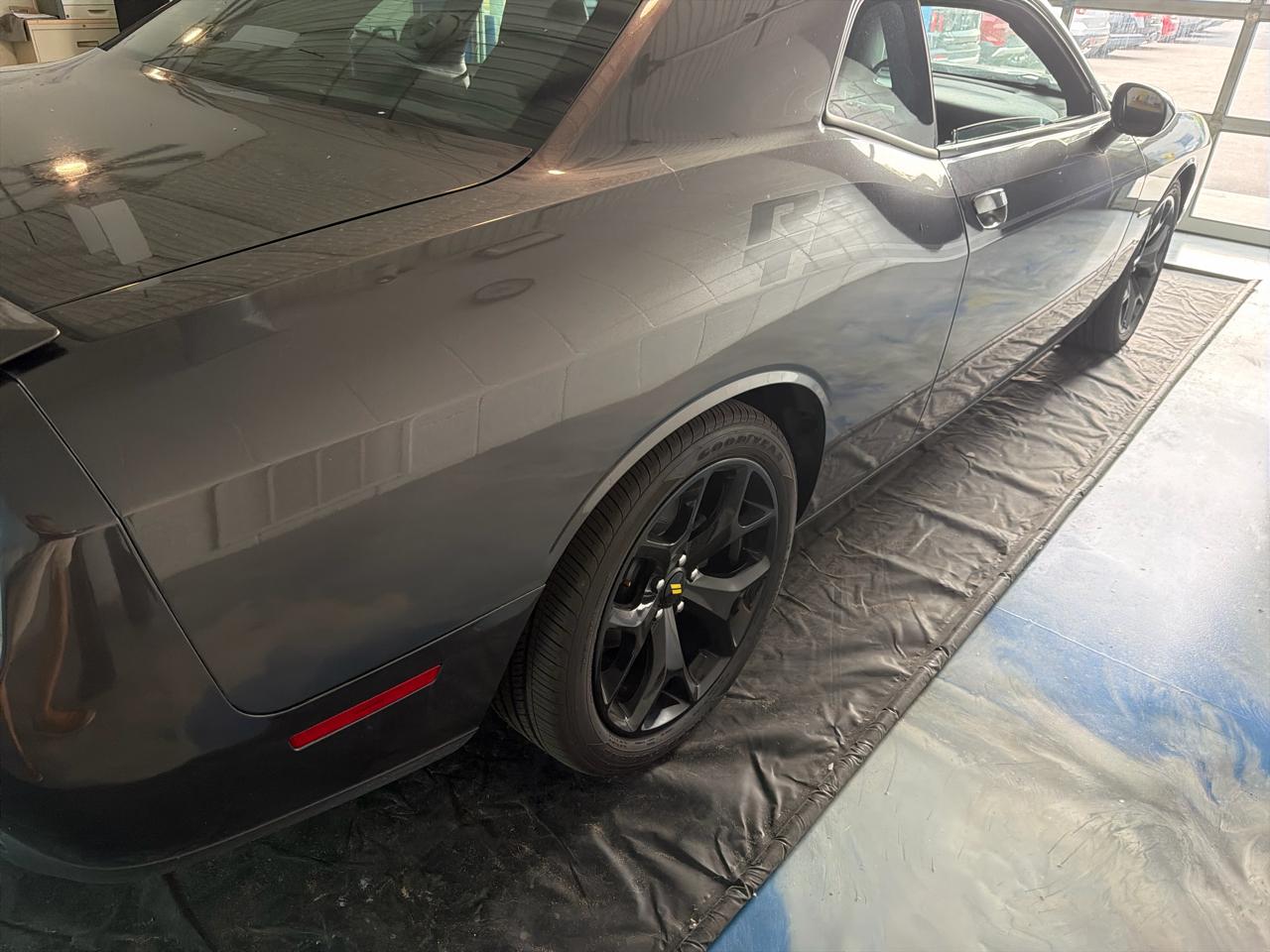 Dodge Challenger 2dr Cpe R/T Plus 2015