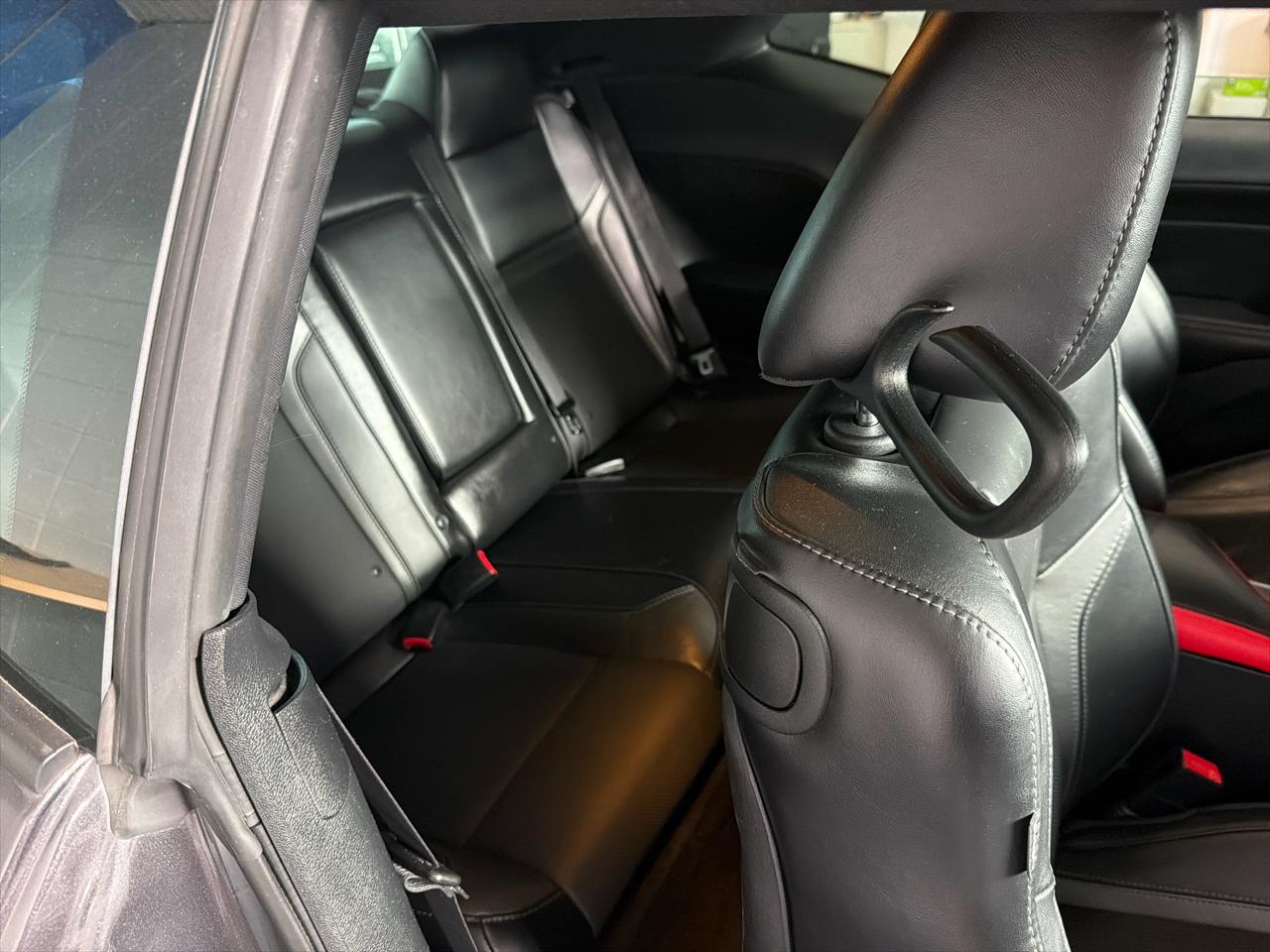 Dodge Challenger 2dr Cpe R/T Plus 2015