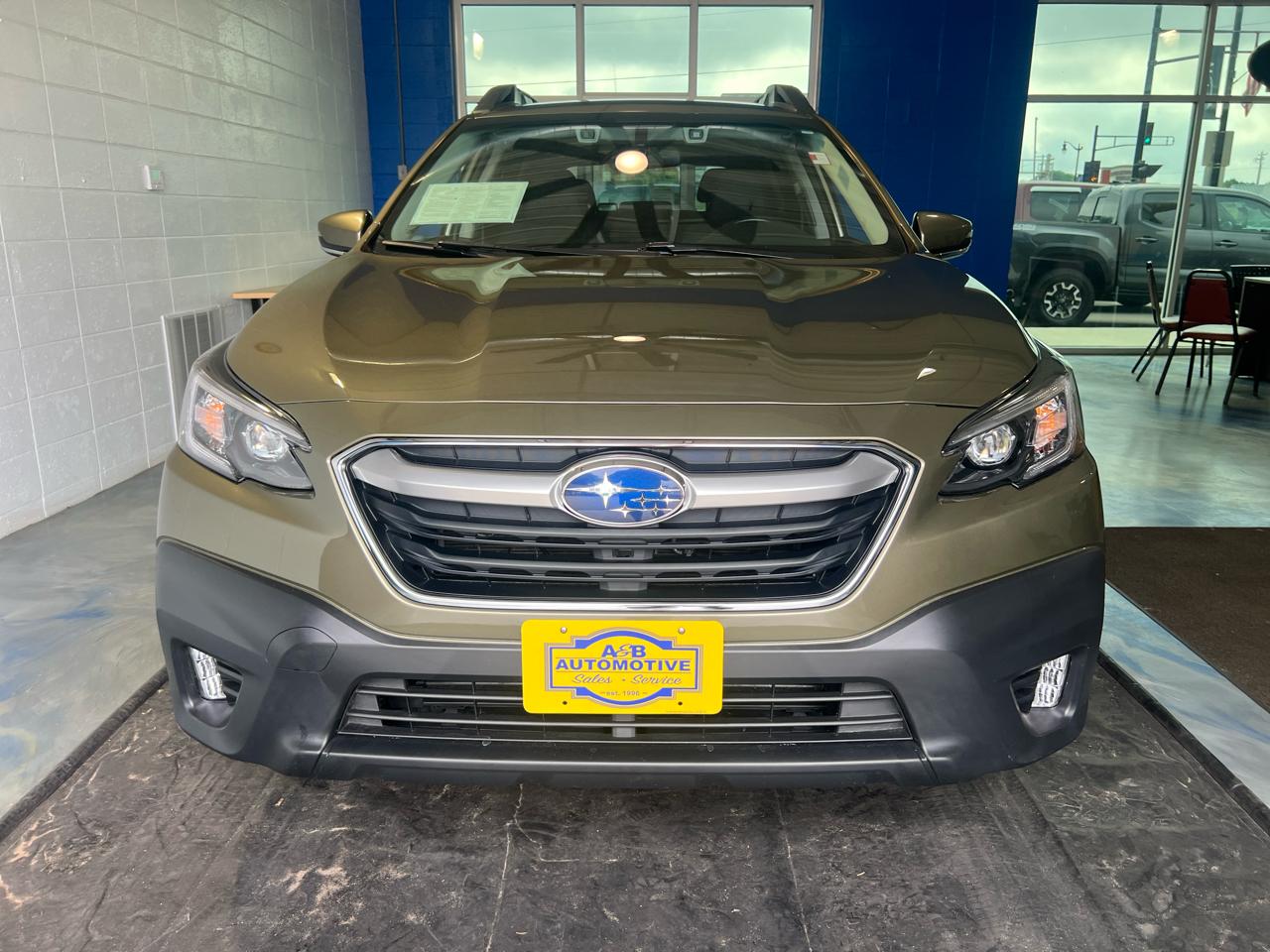 Subaru Outback Premium CVT 2022