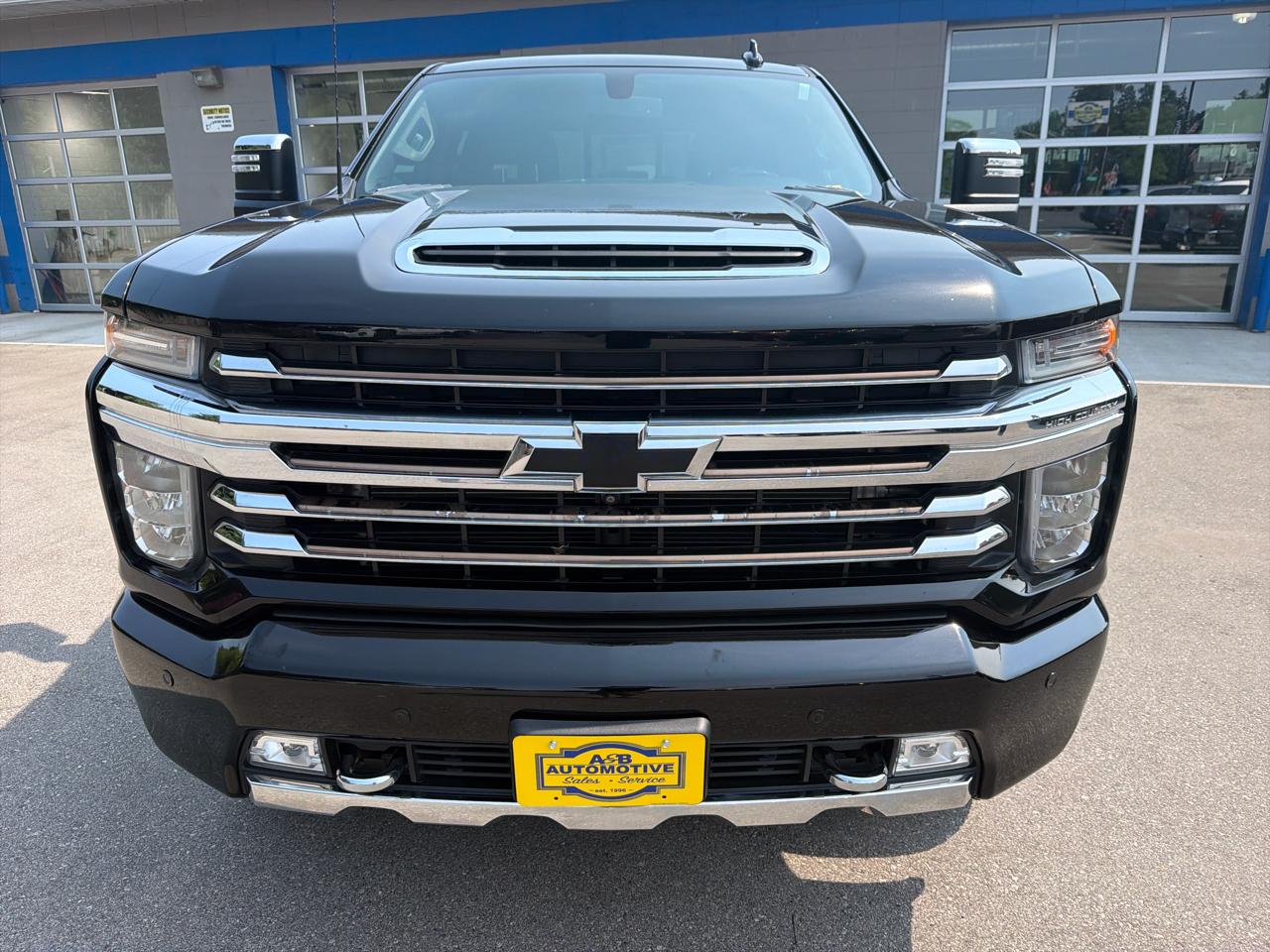 Chevrolet Silverado 2500HD 4WD Crew Cab 159" High Country 2022