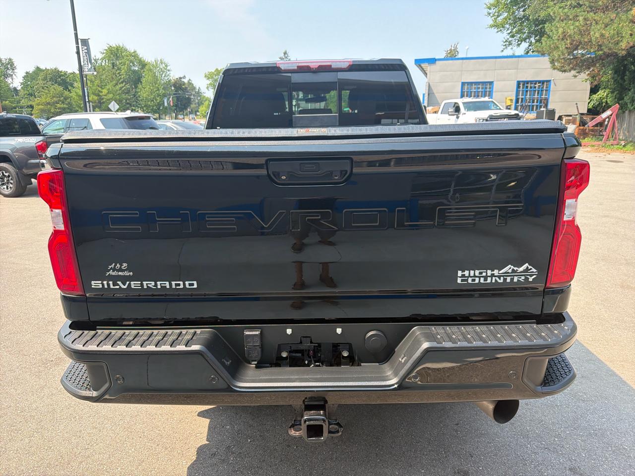 Chevrolet Silverado 2500HD 4WD Crew Cab 159" High Country 2022