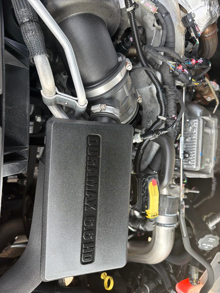 Chevrolet Silverado 2500HD 4WD Crew Cab 159" High Country 2022
