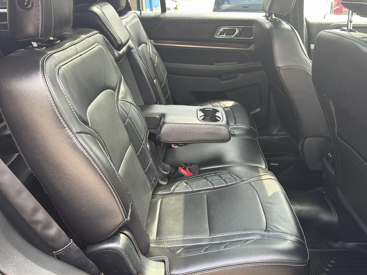 Ford Explorer Platinum 4WD 2018