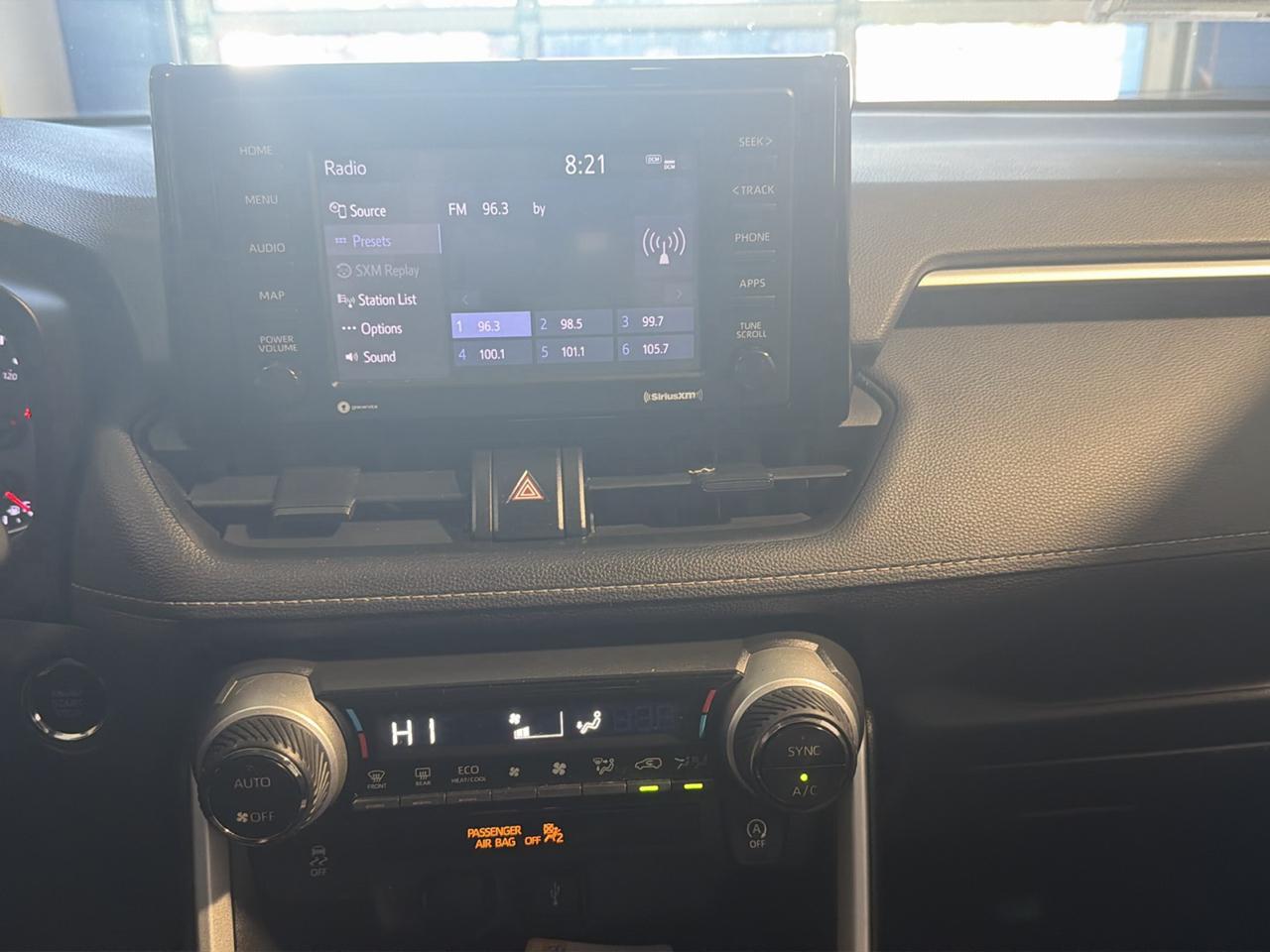Toyota RAV4 XLE AWD (Natl) 2020