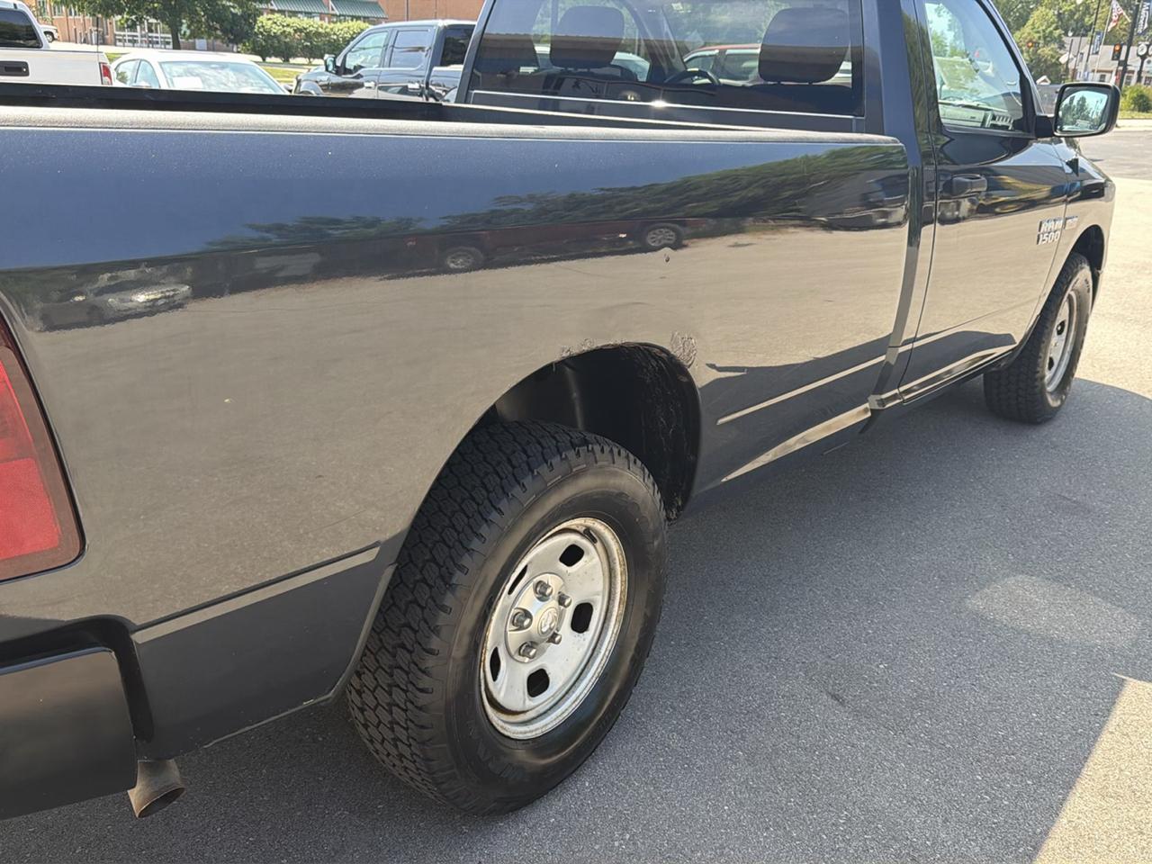 RAM 1500 4WD Reg Cab 140.5" Tradesman 2014