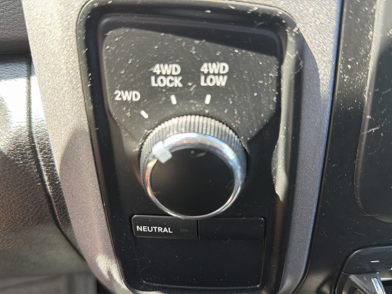 RAM 1500 4WD Reg Cab 140.5" Tradesman 2014