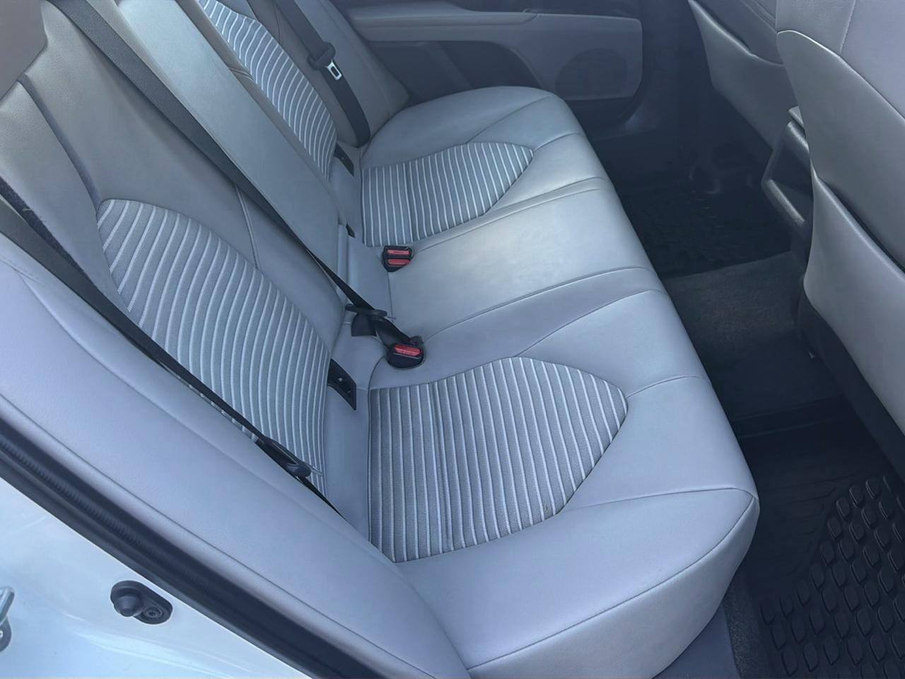 Toyota Camry SE Auto AWD (Natl) 2022
