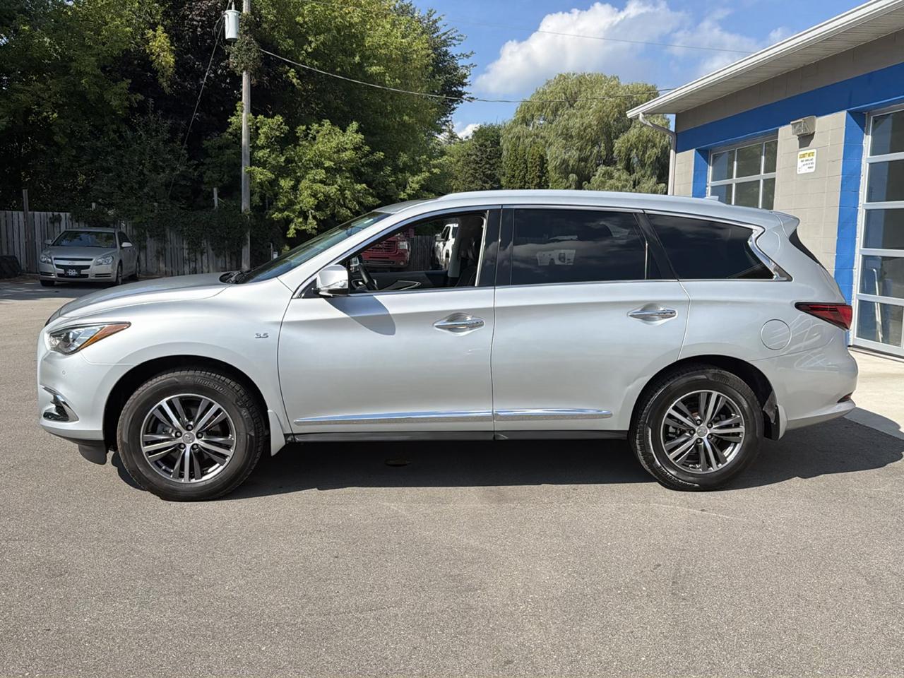Infiniti QX60 AWD 2017