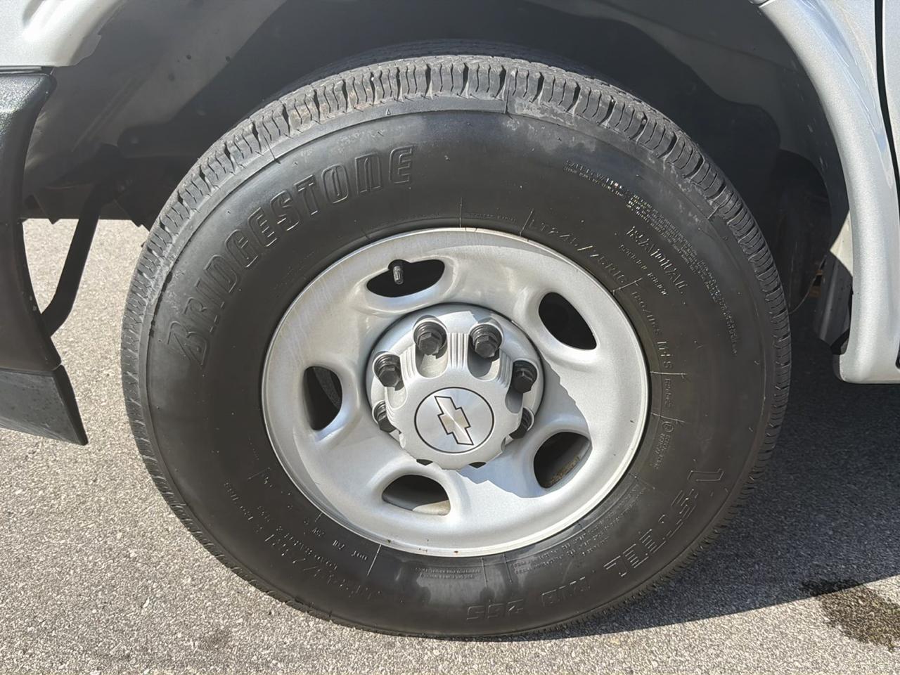 Chevrolet Express Cargo Van RWD 3500 155" 2017