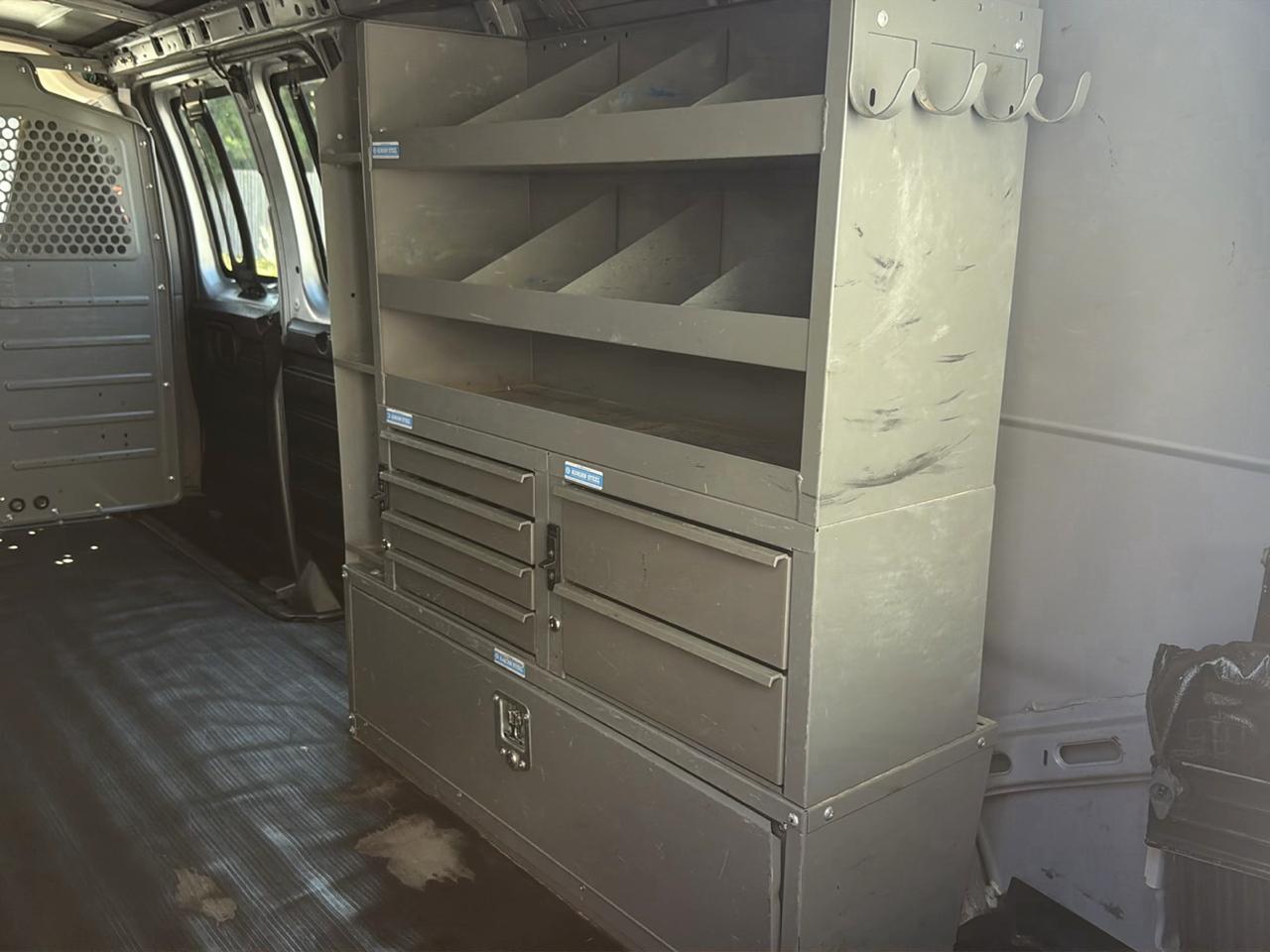 Chevrolet Express Cargo Van RWD 3500 155" 2017