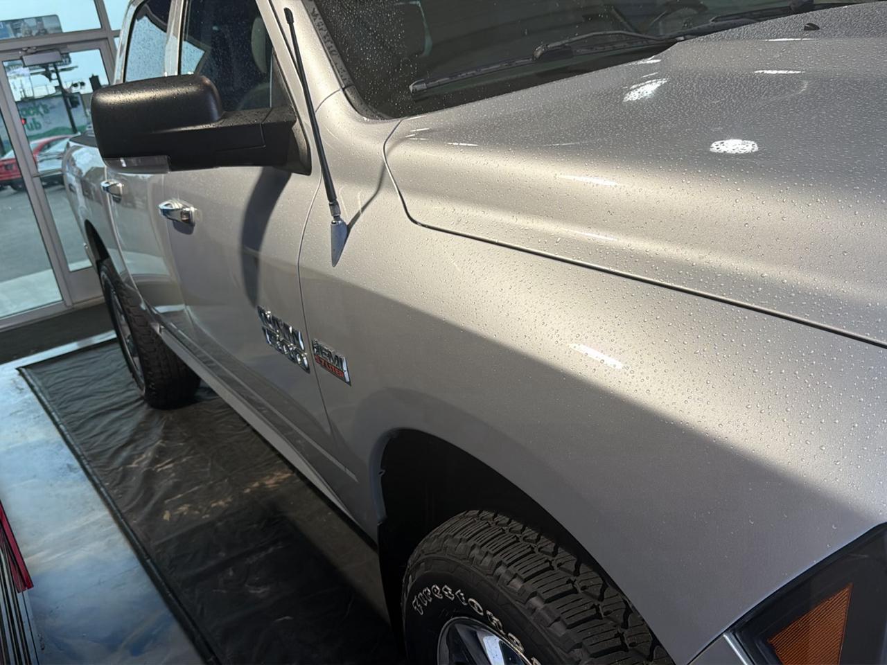 RAM 1500 4WD Crew Cab 140.5" Big Horn 2014