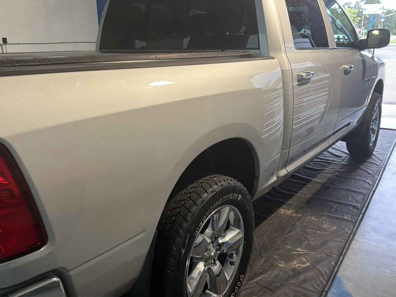 RAM 1500 4WD Crew Cab 140.5" Big Horn 2014