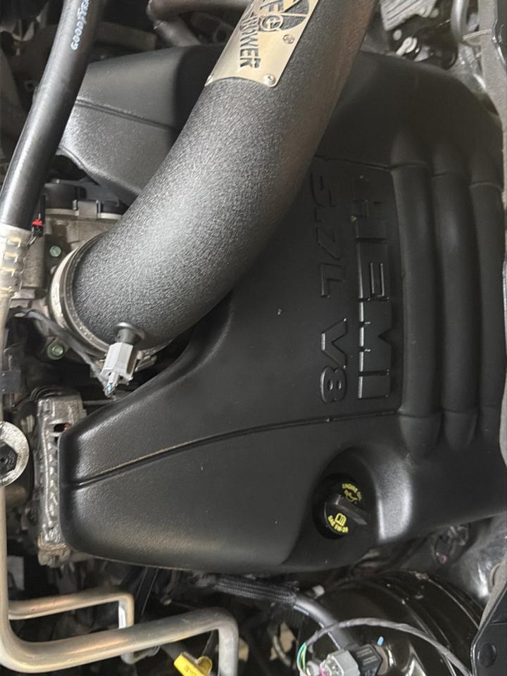 RAM 1500 4WD Crew Cab 140.5" Big Horn 2014