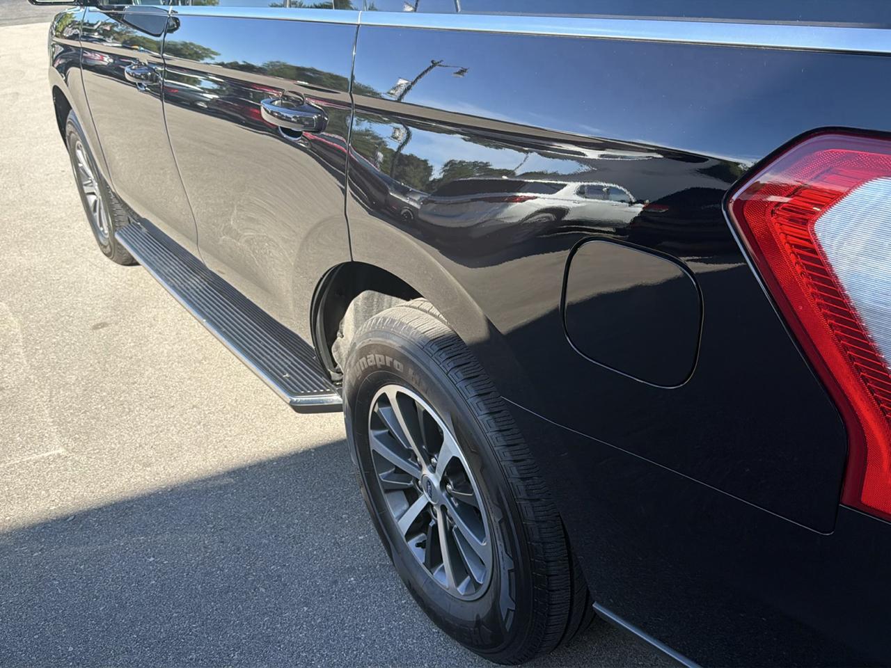 Ford Expedition XLT 4x4 2019