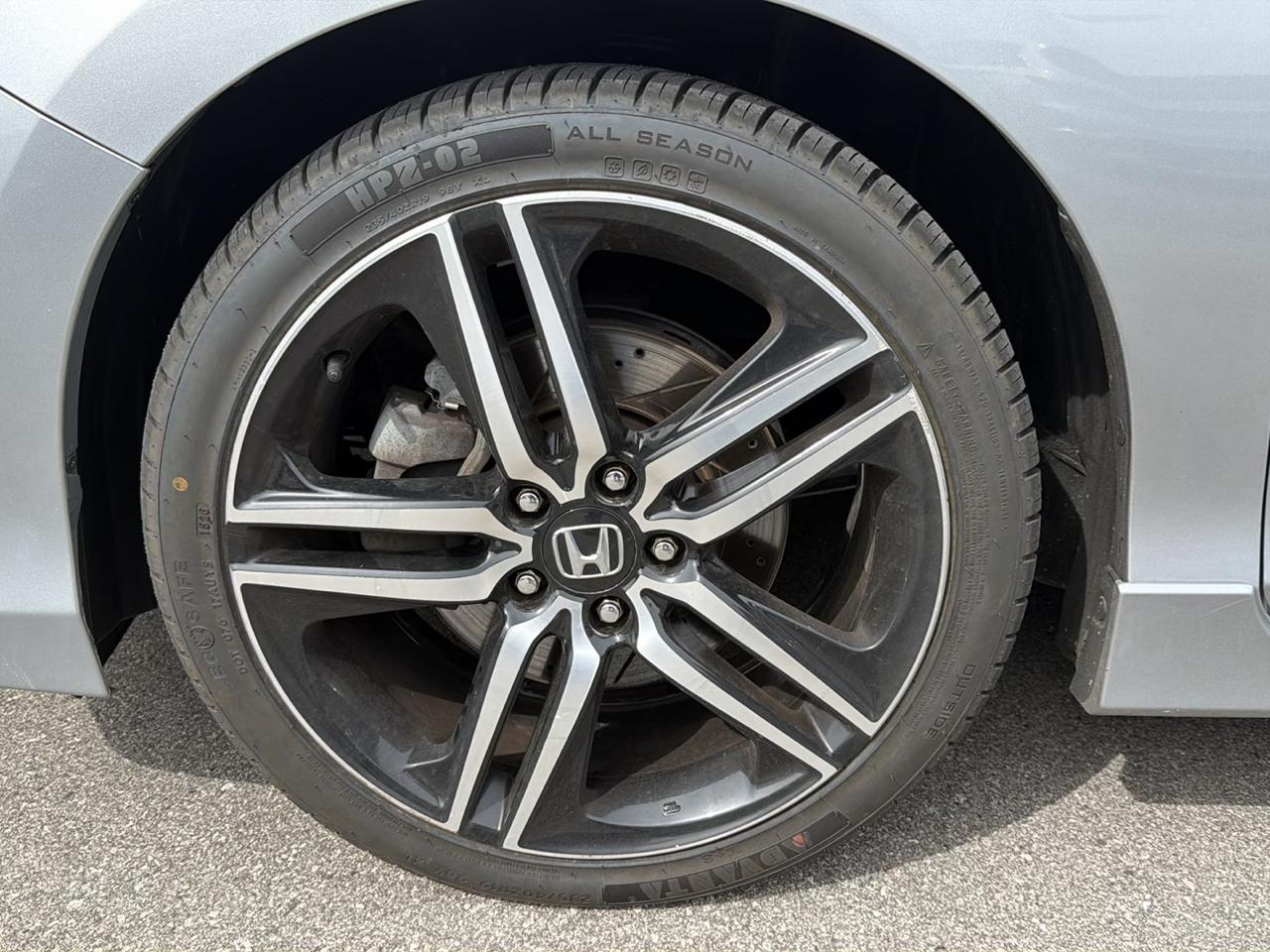 Honda Accord Sedan Touring Auto 2017