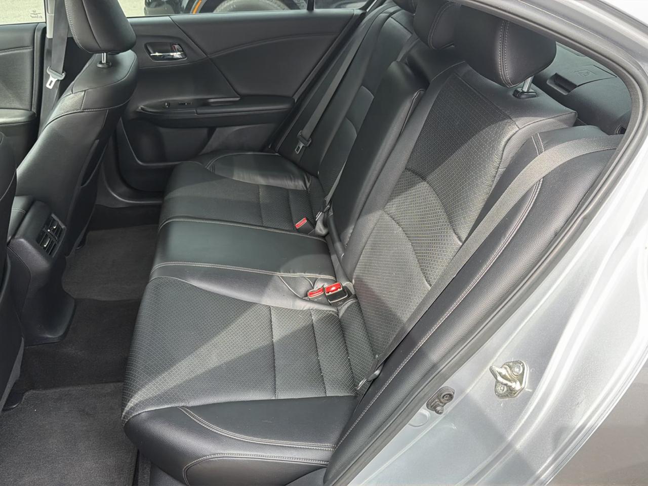 Honda Accord Sedan Touring Auto 2017