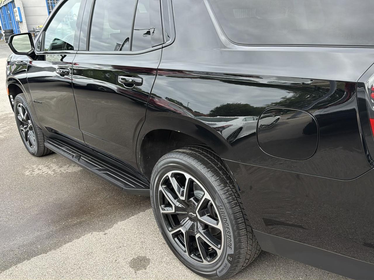 Chevrolet Tahoe 4WD 4dr RST 2021