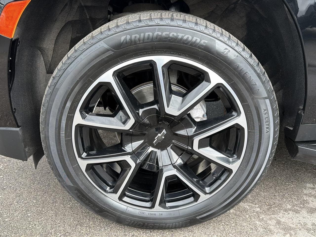 Chevrolet Tahoe 4WD 4dr RST 2021