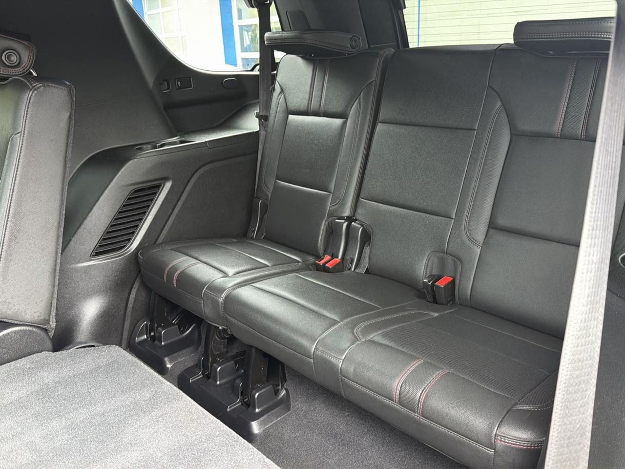 Chevrolet Tahoe 4WD 4dr RST 2021