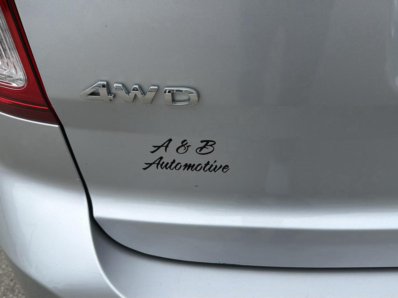 Ford Explorer 4WD 4dr XLT 2013