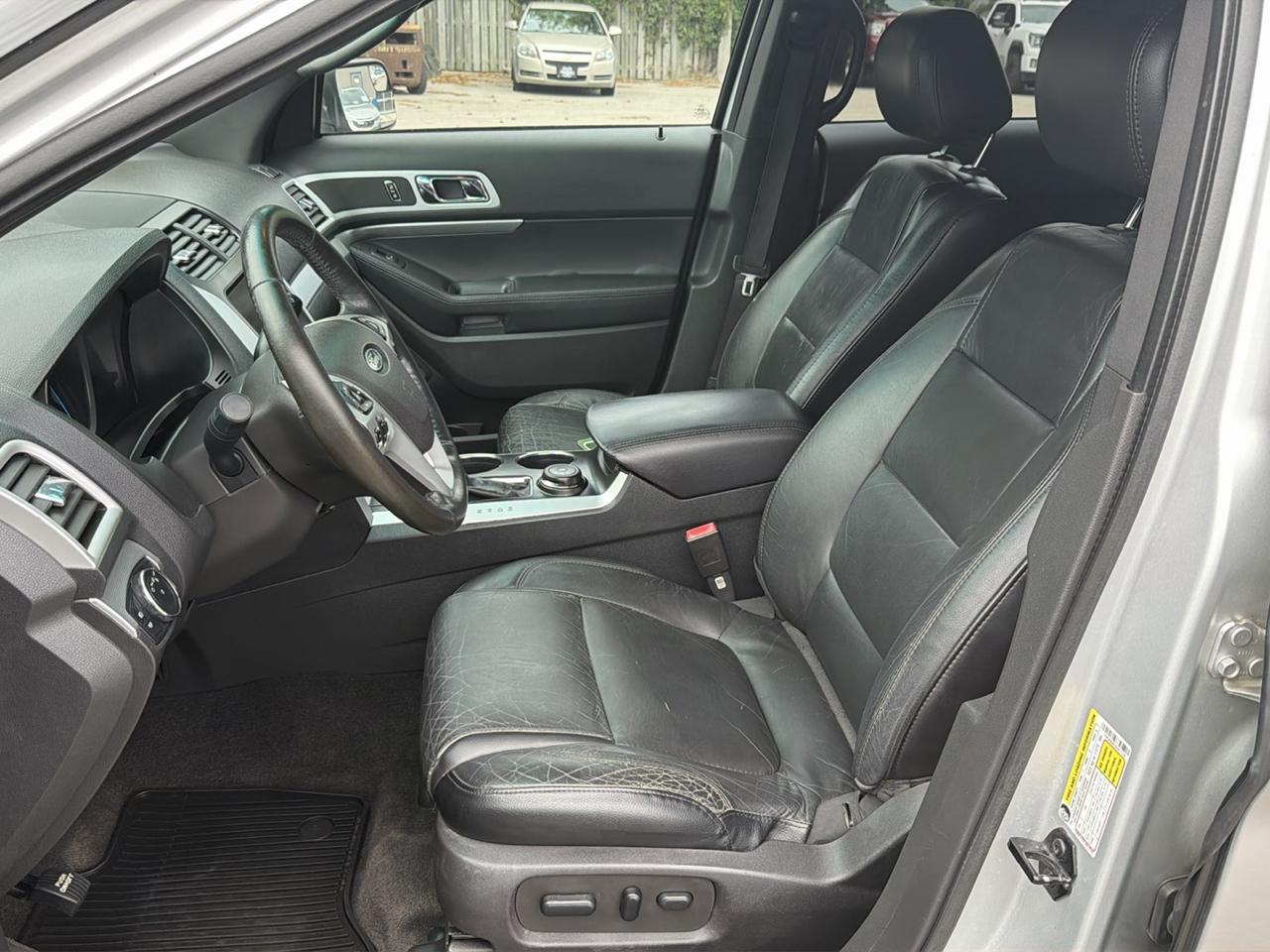 Ford Explorer 4WD 4dr XLT 2013