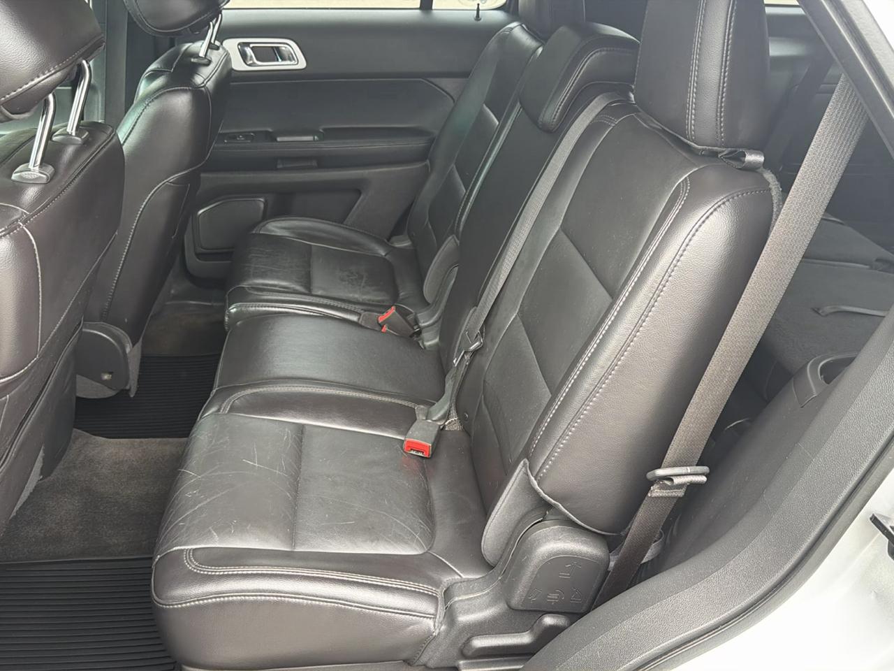 Ford Explorer 4WD 4dr XLT 2013
