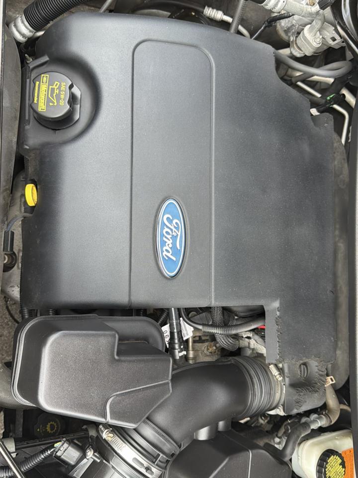 Ford Explorer 4WD 4dr XLT 2013