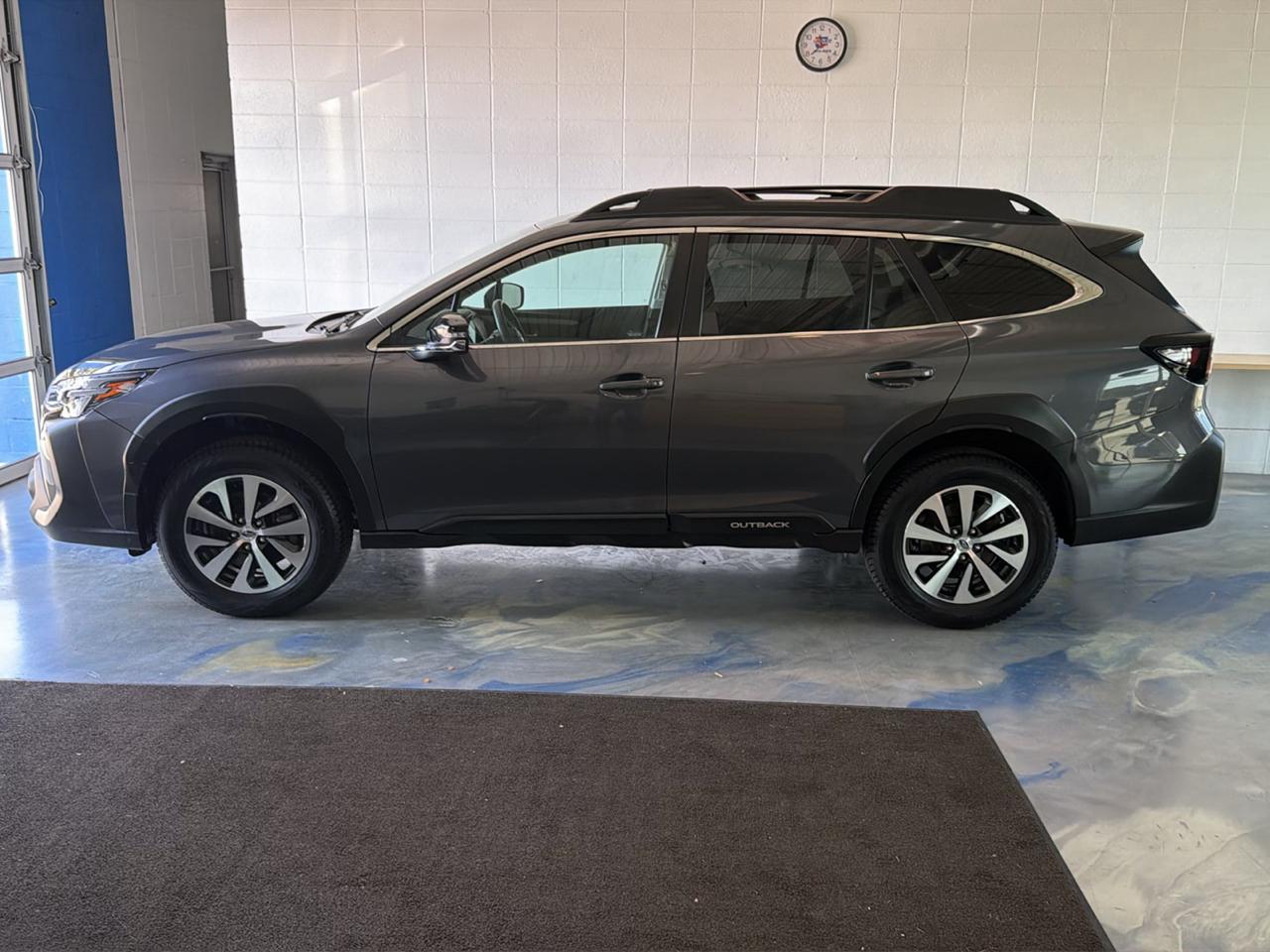 Subaru Outback Premium CVT 2023