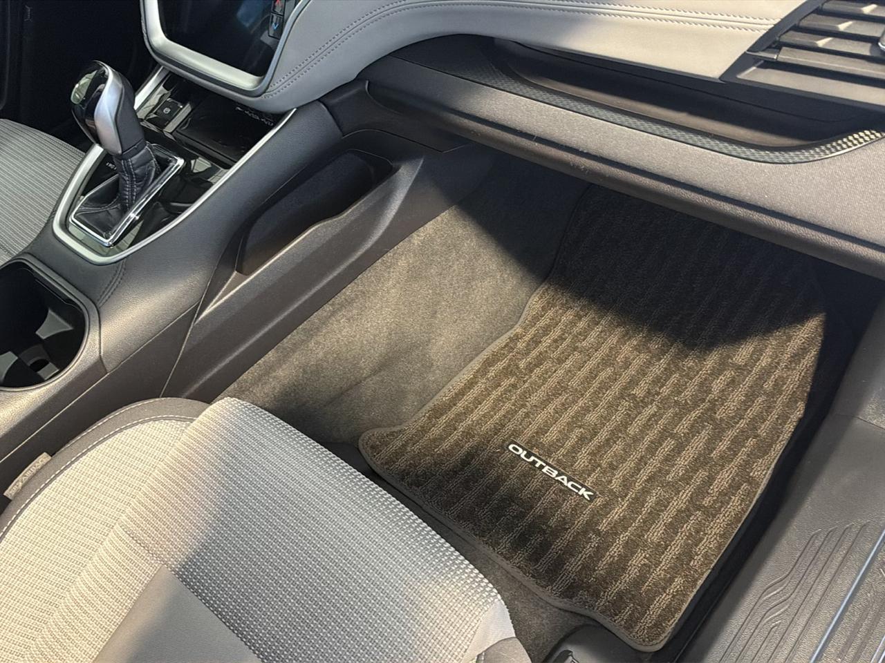 Subaru Outback Premium CVT 2023