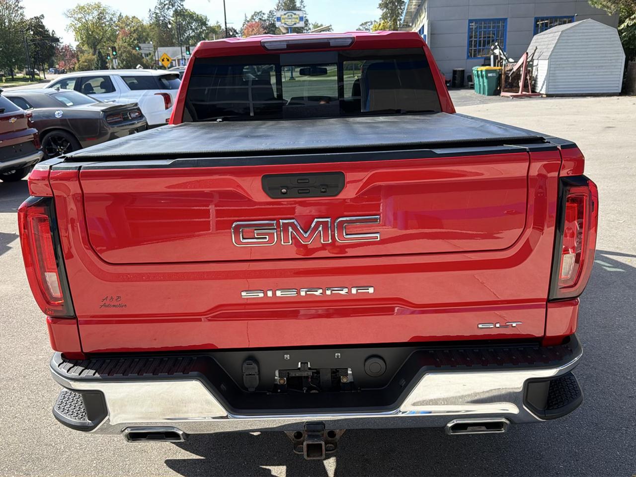 GMC Sierra 1500 4WD Crew Cab 147" SLT 2020