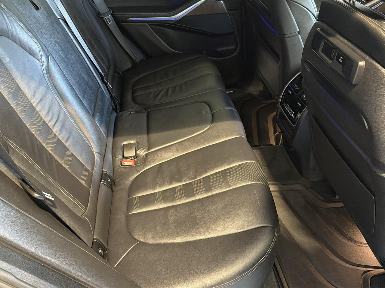 BMW X5 xDrive40i Sports Activity Vehicle 2019