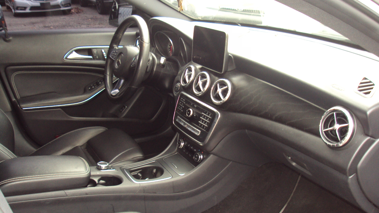 Mercedes-Benz CLA-Class CLA250 2019