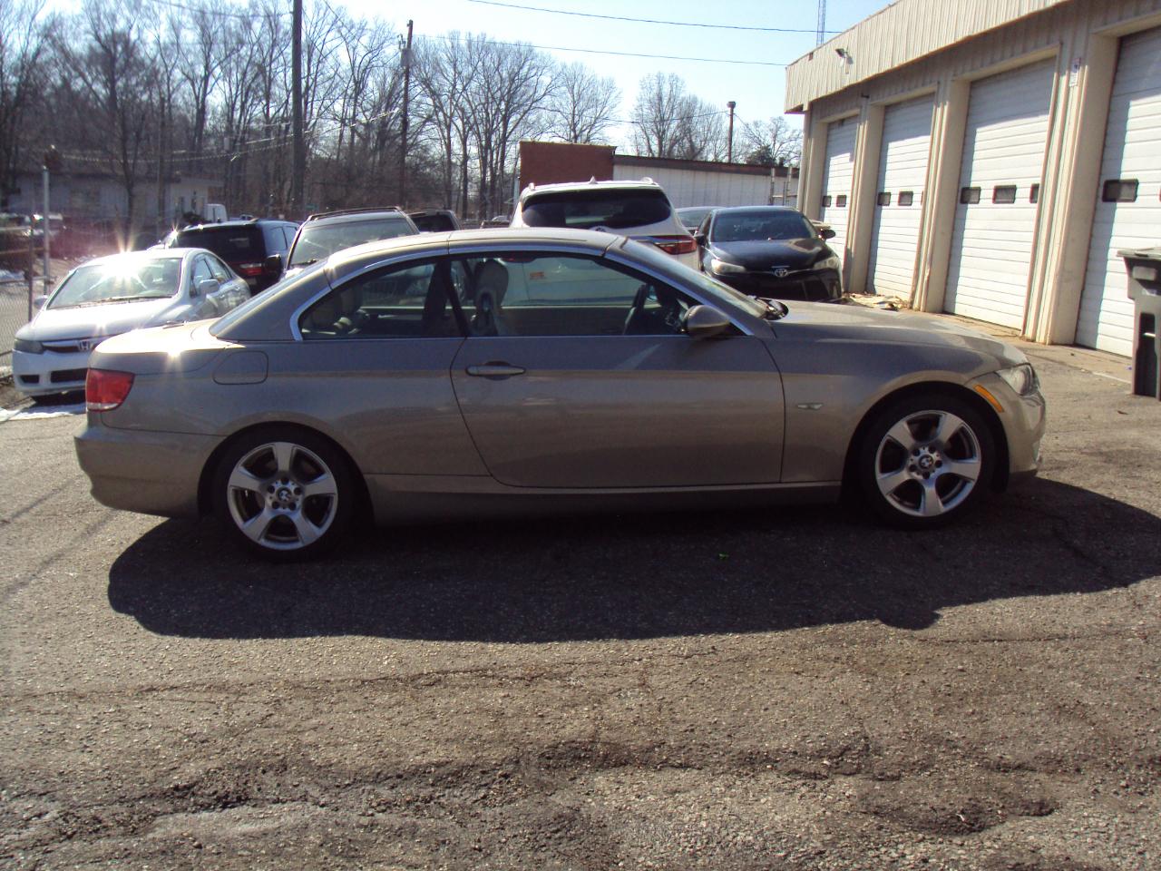 BMW 3-Series 328i Convertible 2007