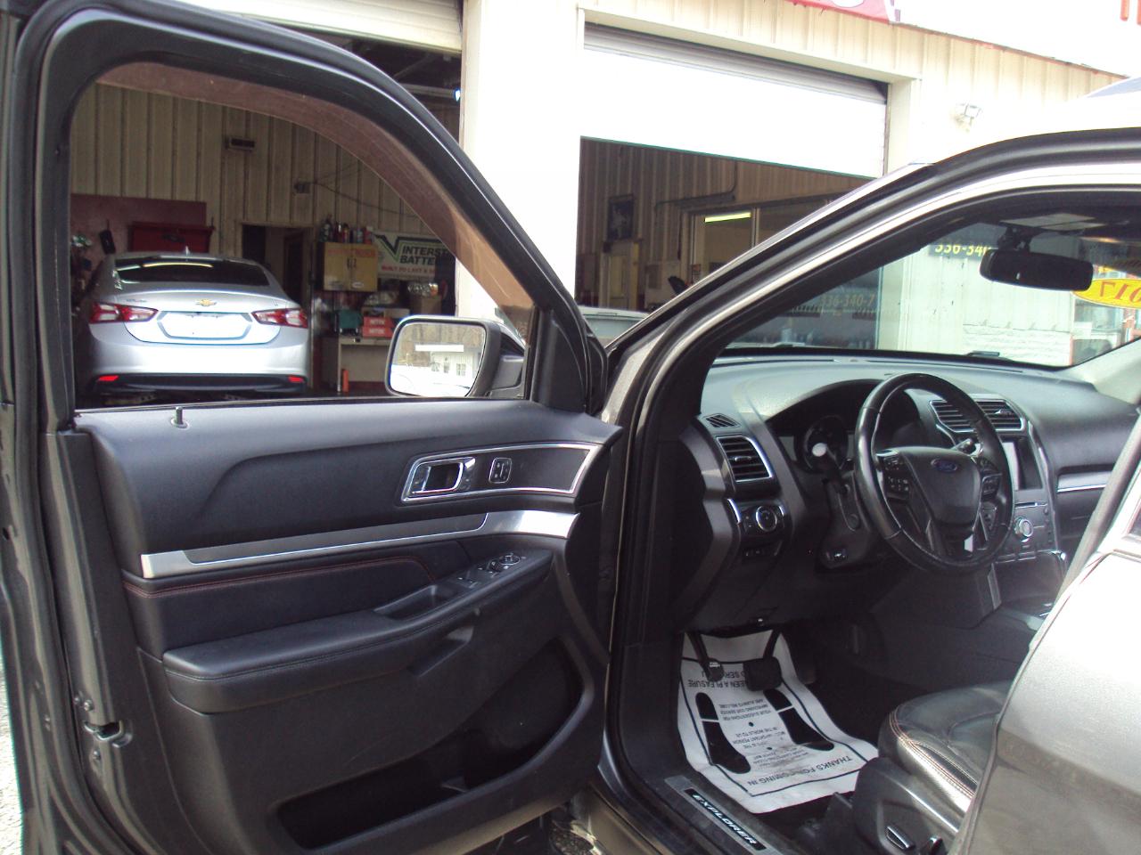 Ford Explorer Sport 4WD 2017