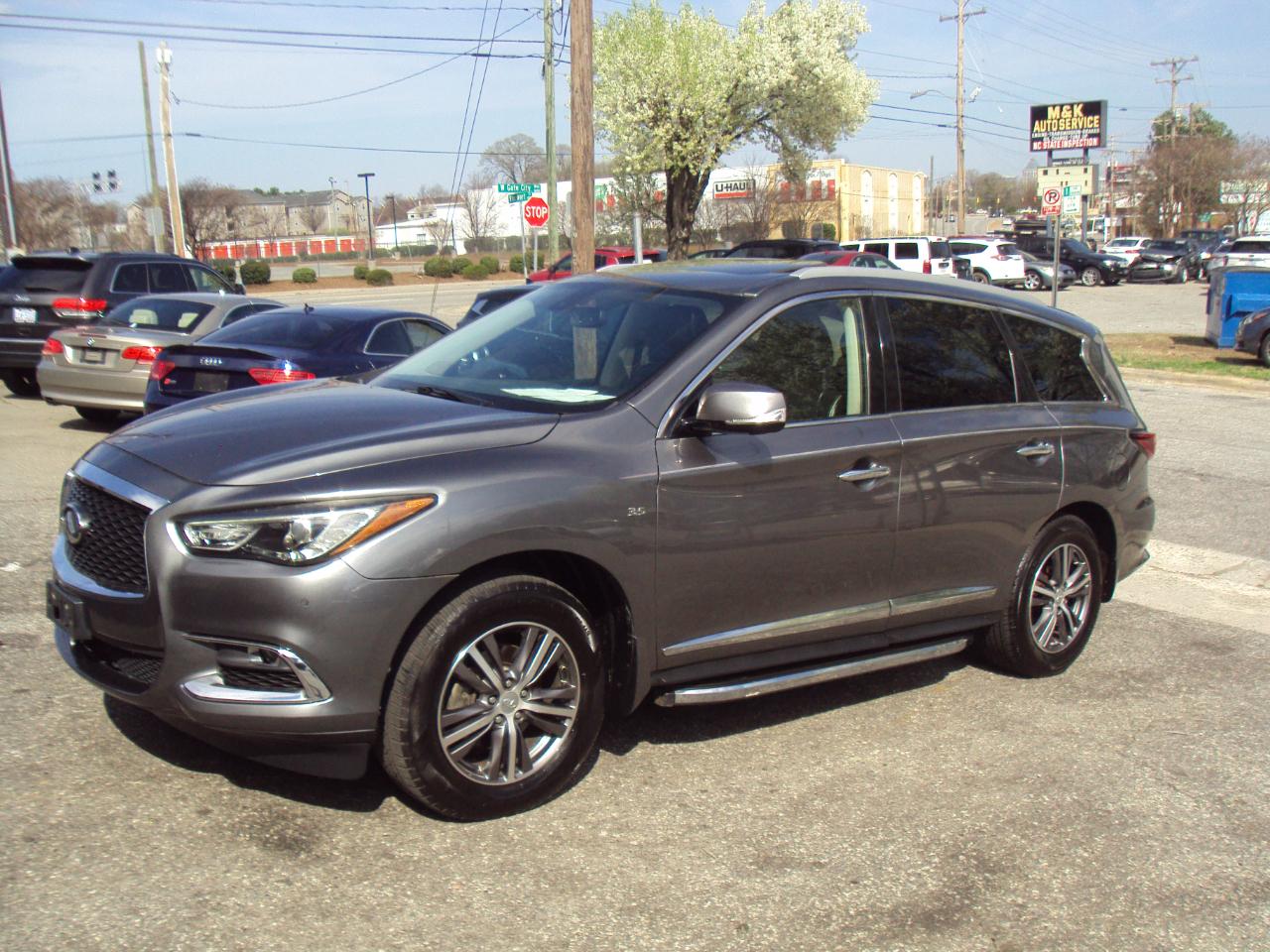 Infiniti QX60 Base AWD 2017